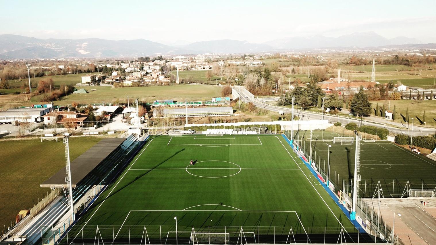 brescia-il-nuovissimo-campo-calcio-di-calcinato_02