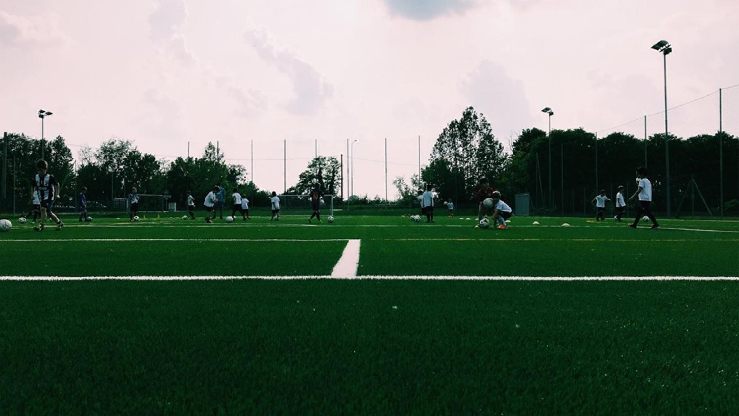 remedello-la-consegna-del-campo-polivalente-per-il-calcio-a-7-a-5-firmato-mast-sport_03