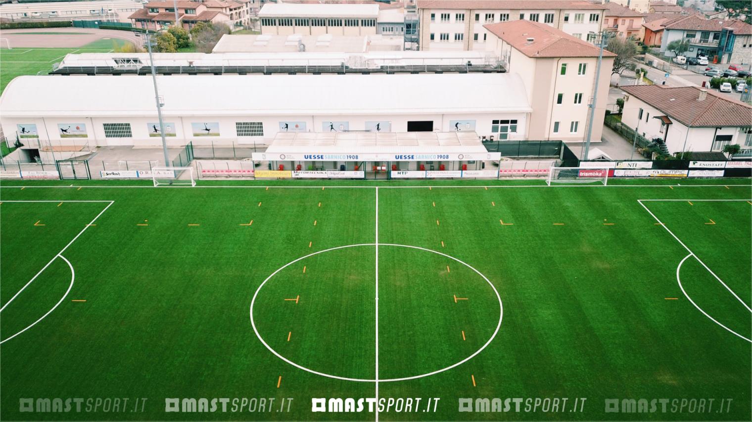 bergamo-sarnico-il-nuovo-terreno-gioco-per-assicurare-un-campo-calcio-sempre-in-perfette-condizioni-_04